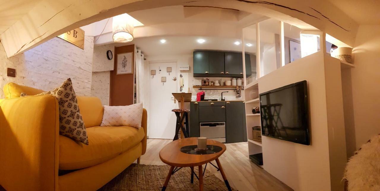 Lovely Studio 1bdr City Center Studio La Tete Dans Les Etoiles