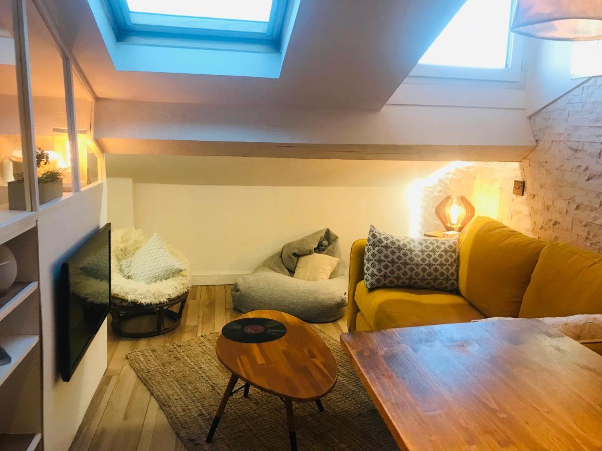 Apartment Lovely Studio 1bdr City Center Studio La Tete Dans Les Etoiles *